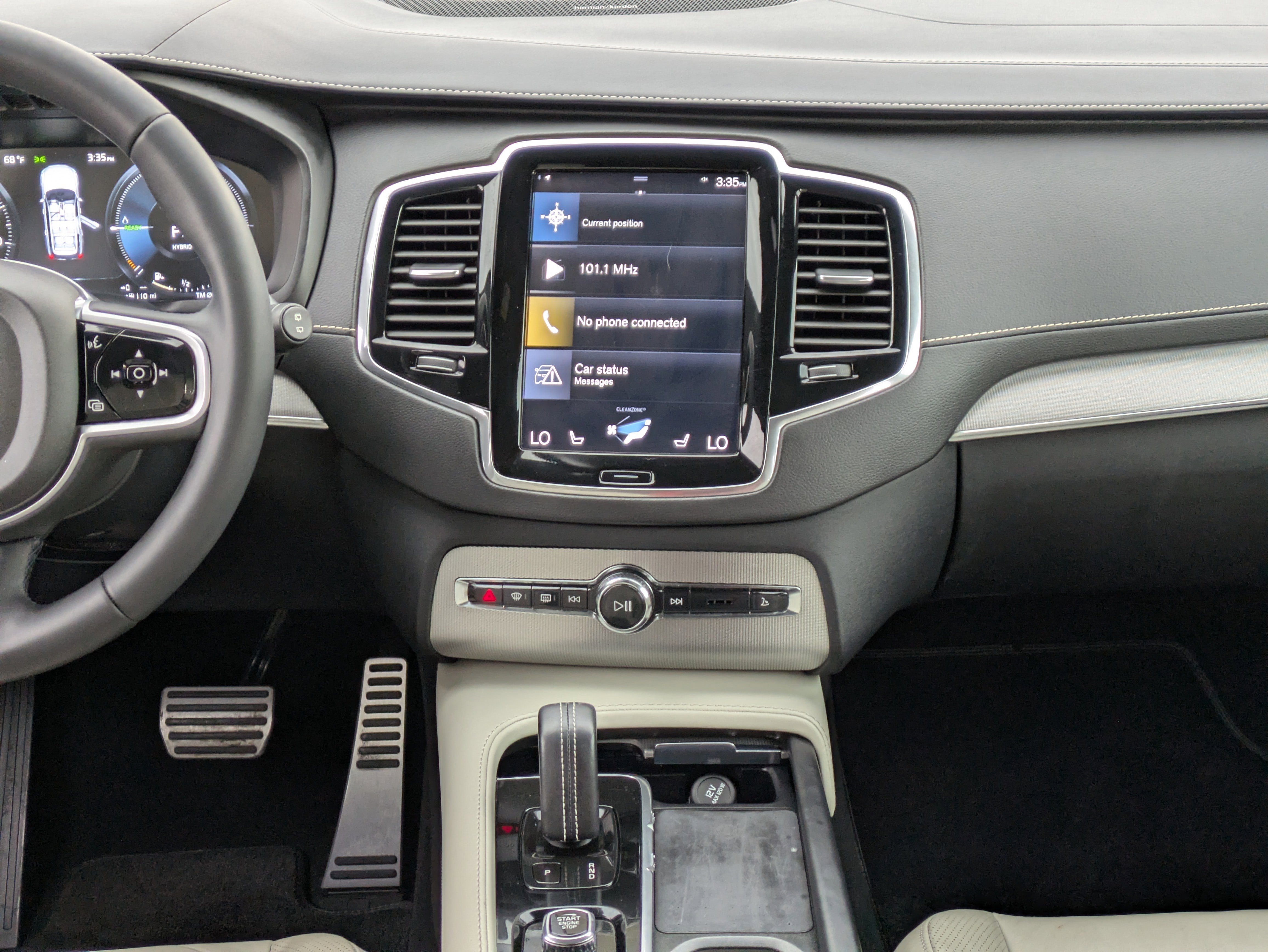 Used 2022 Volvo XC90 T8 R-Design w/ Advanced Package image 18