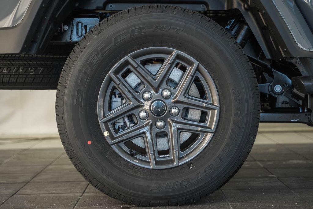 New 2026 Jeep Gladiator Sport image 20