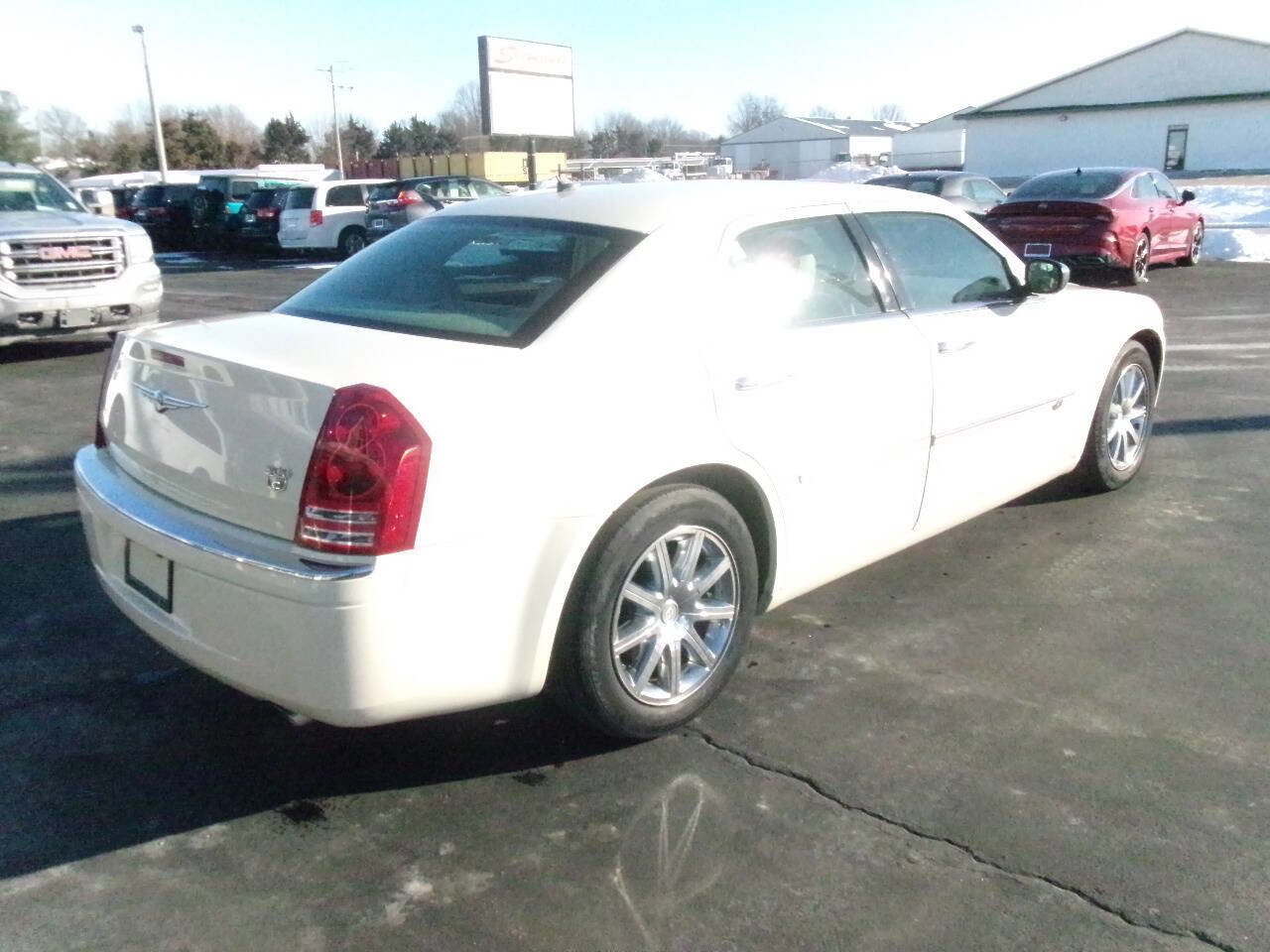 Used 2008 Chrysler 300 C w/ Luxury Group II image 4