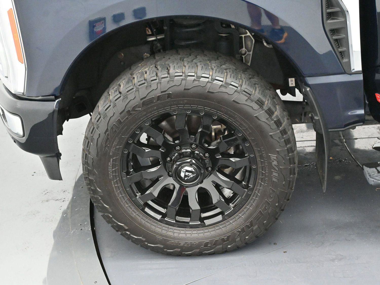 Used 2023 Ford F350 Platinum image 36