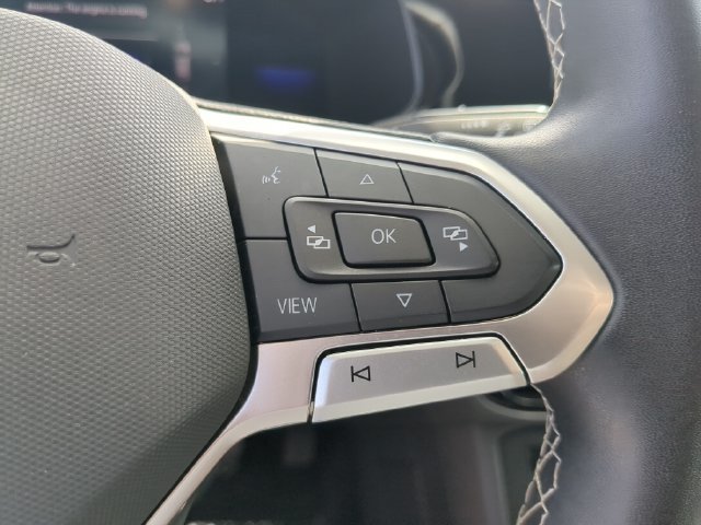 Used 2022 Volkswagen Taos SE FWD image 30