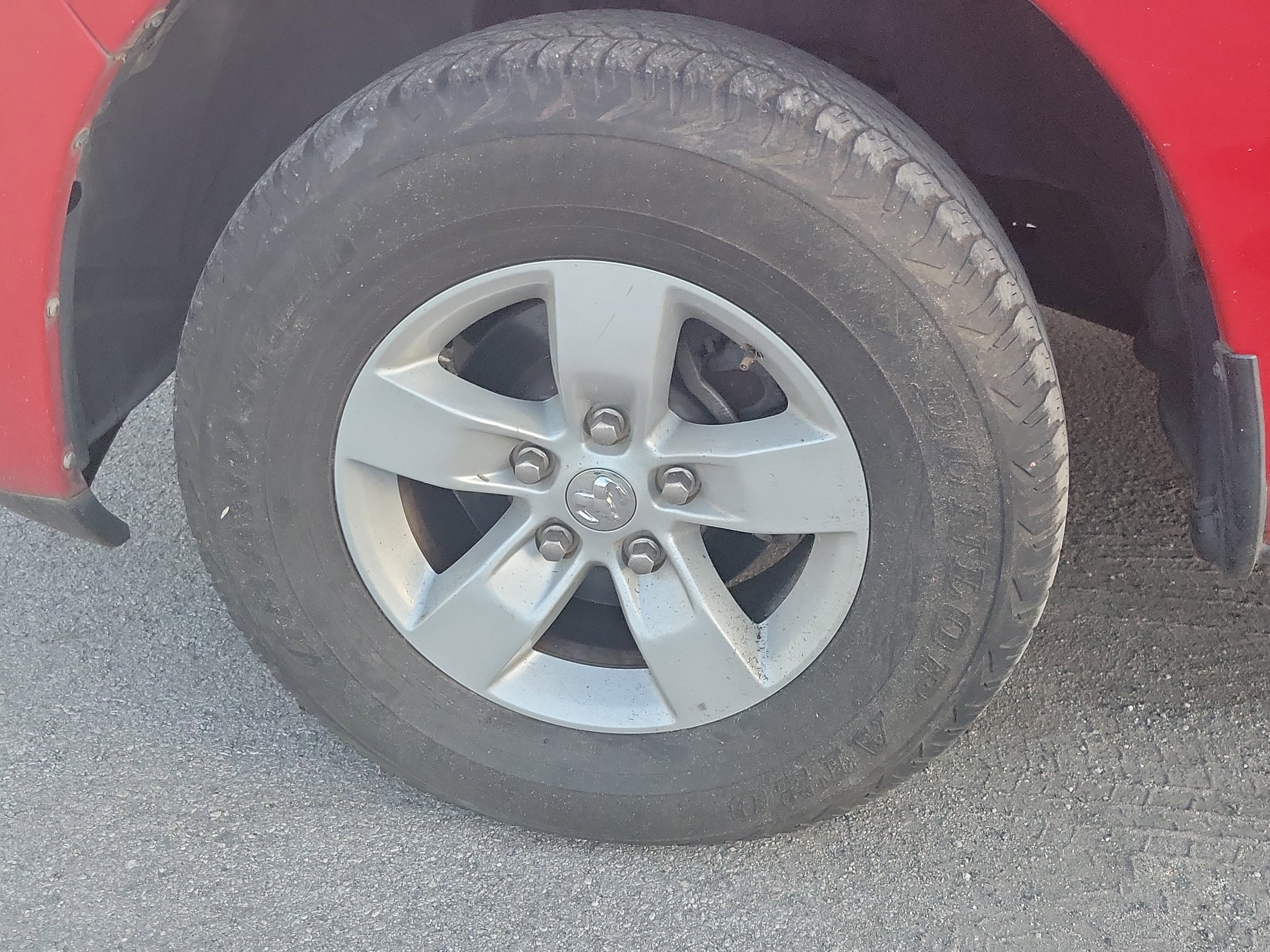 Used 2015 RAM 1500 Express image 7