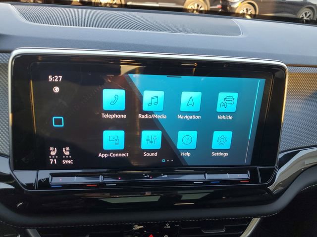 Certified 2026 Volkswagen Atlas Cross Sport SEL R-Line image 20