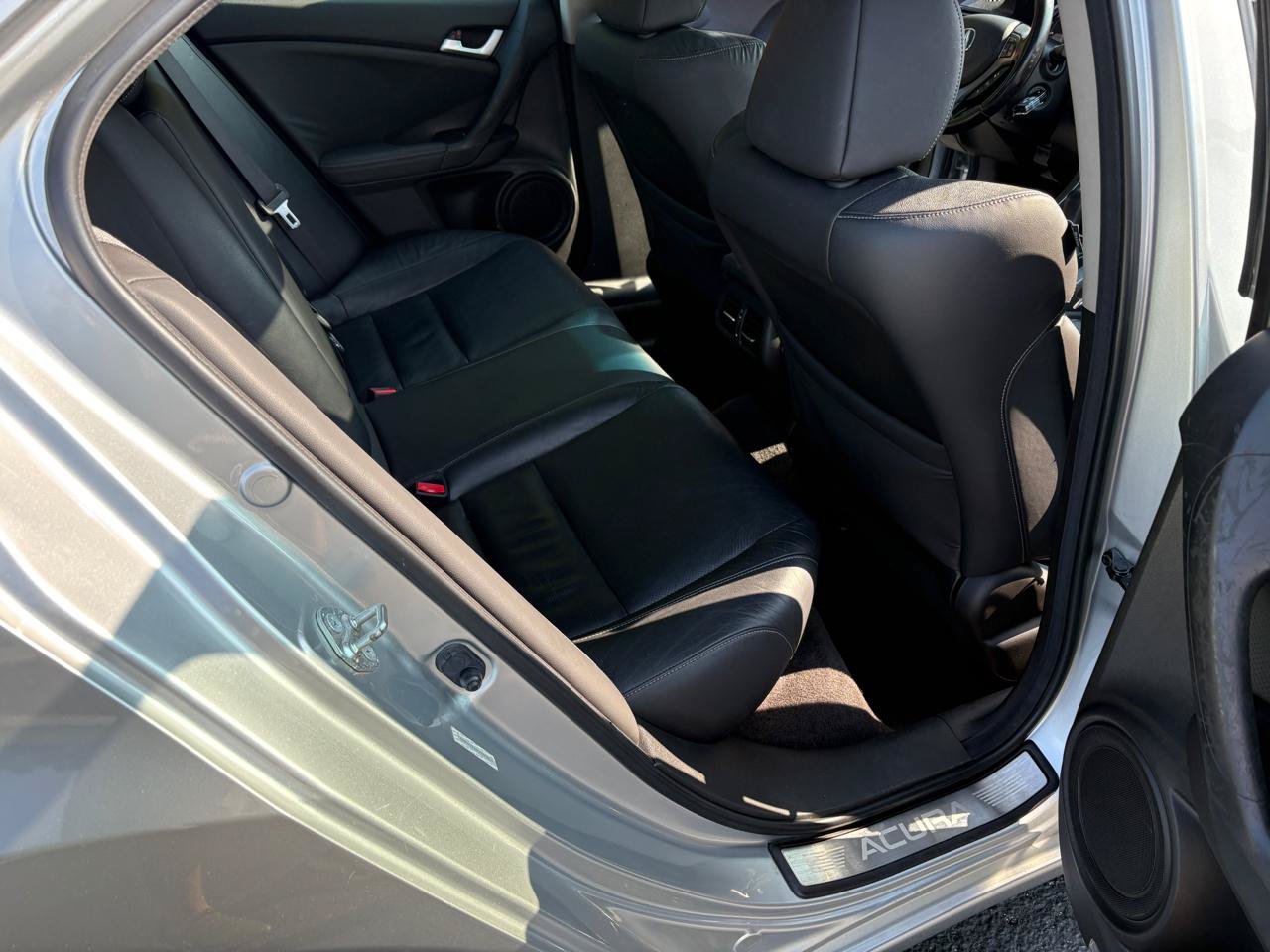 Used 2012 Acura TSX Sedan FWD image 11