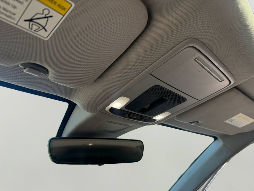 Used 2025 Honda CR-V EX-L image 18