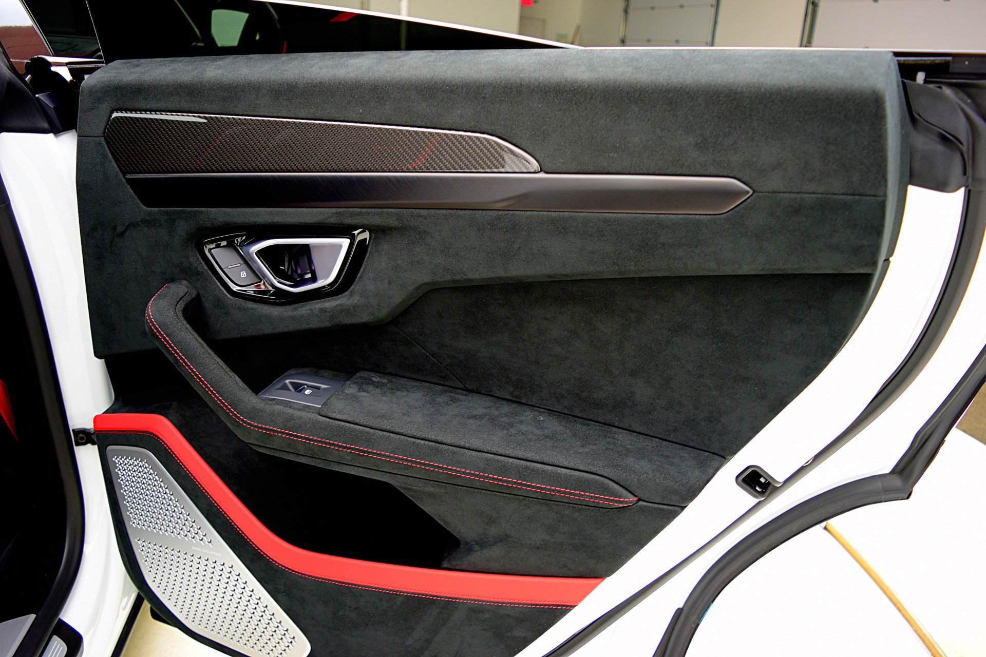 Used 2024 Lamborghini Urus Performante image 46
