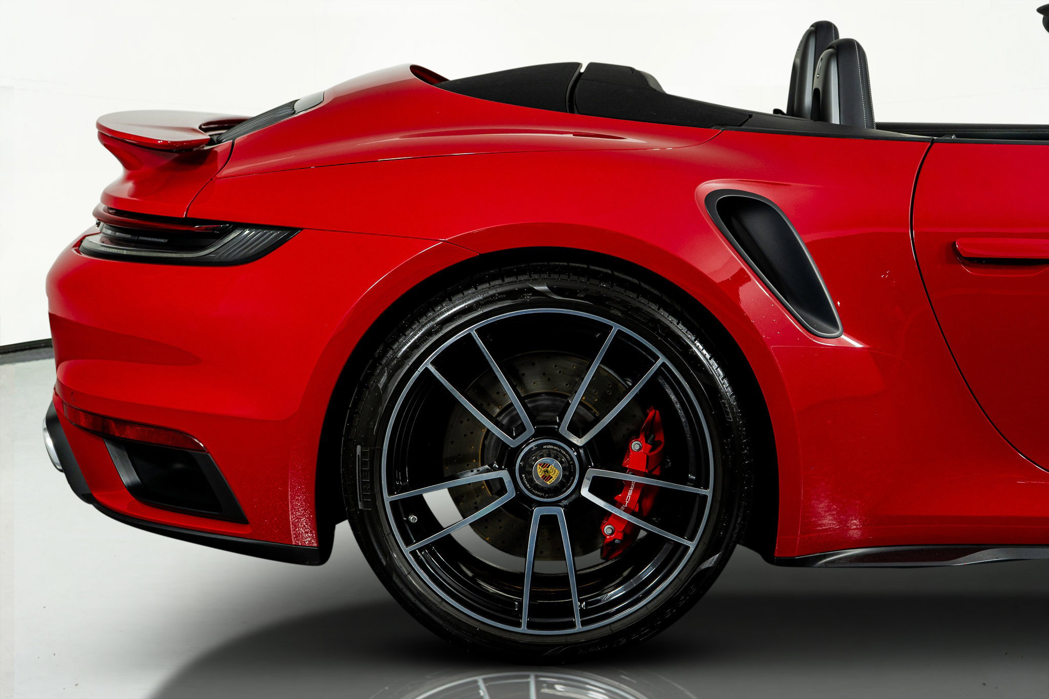 Used 2024 Porsche 911 Turbo AWD/4WD image 9