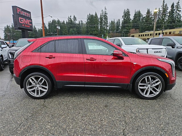 Used 2023 Cadillac XT4 Sport w/ Sun And Sound Package image 3