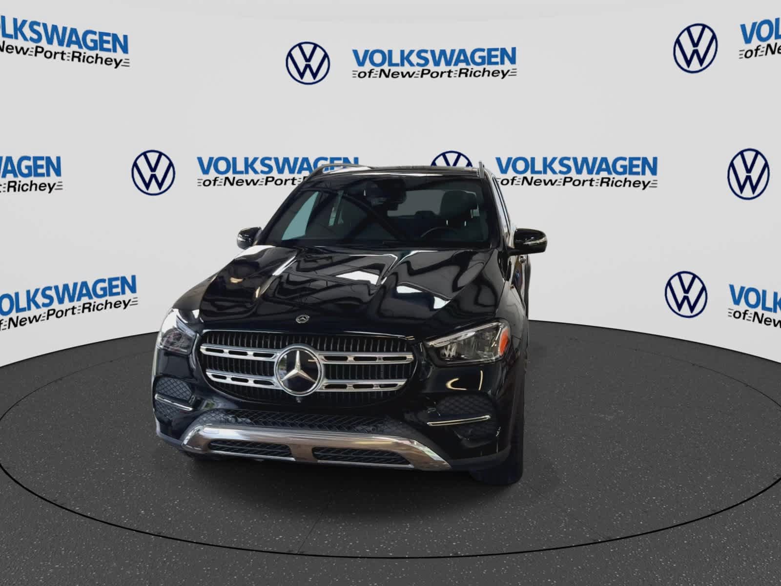 Used 2025 Mercedes-Benz GLE 350 4MATIC image 3