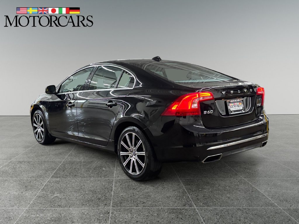 Used 2017 Volvo S60 T5 Inscription AWD/4WD image 5