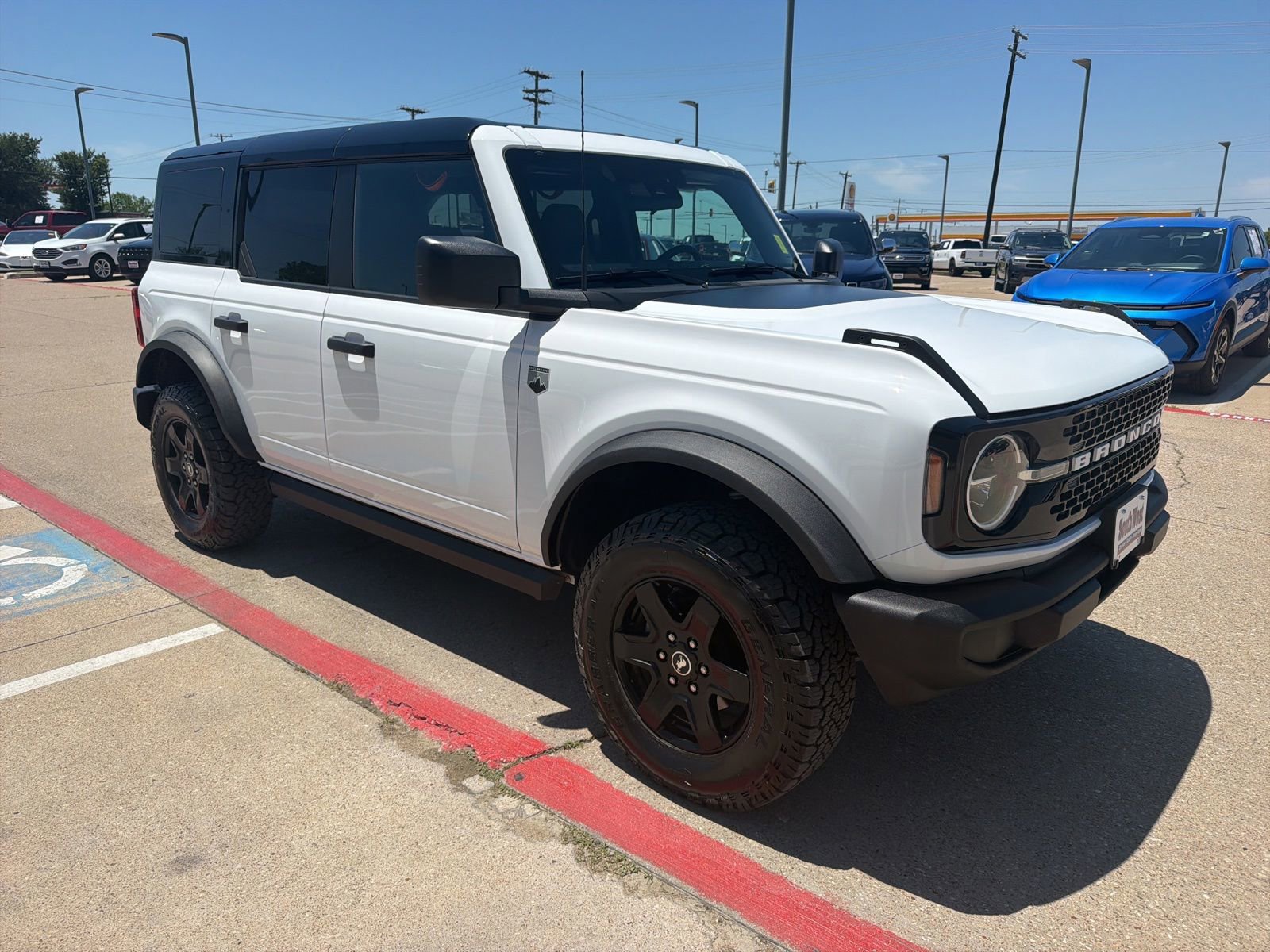 Used 2025 Ford Bronco Big Bend AWD/4WD image 3