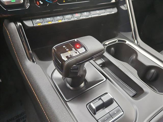 Used 2024 GMC Sierra 1500 AT4 w/ Technology Package AWD/4WD image 10