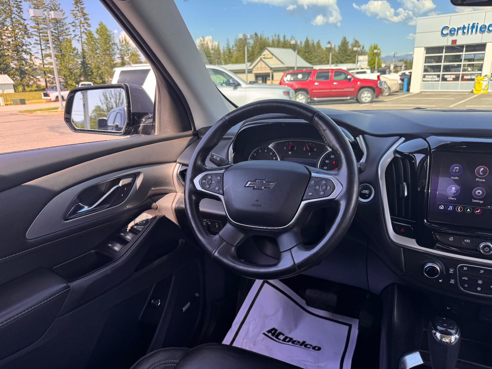Used 2020 Chevrolet Traverse RS AWD/4WD image 26