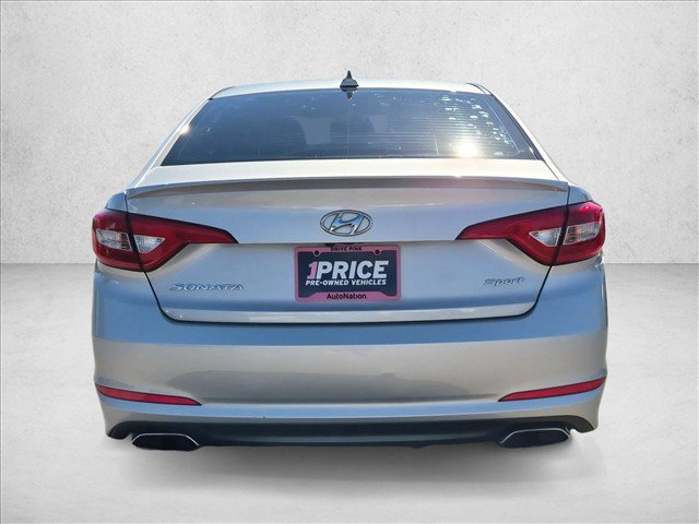 Used 2016 Hyundai Sonata Sport w/ Option Group 03 FWD image 5
