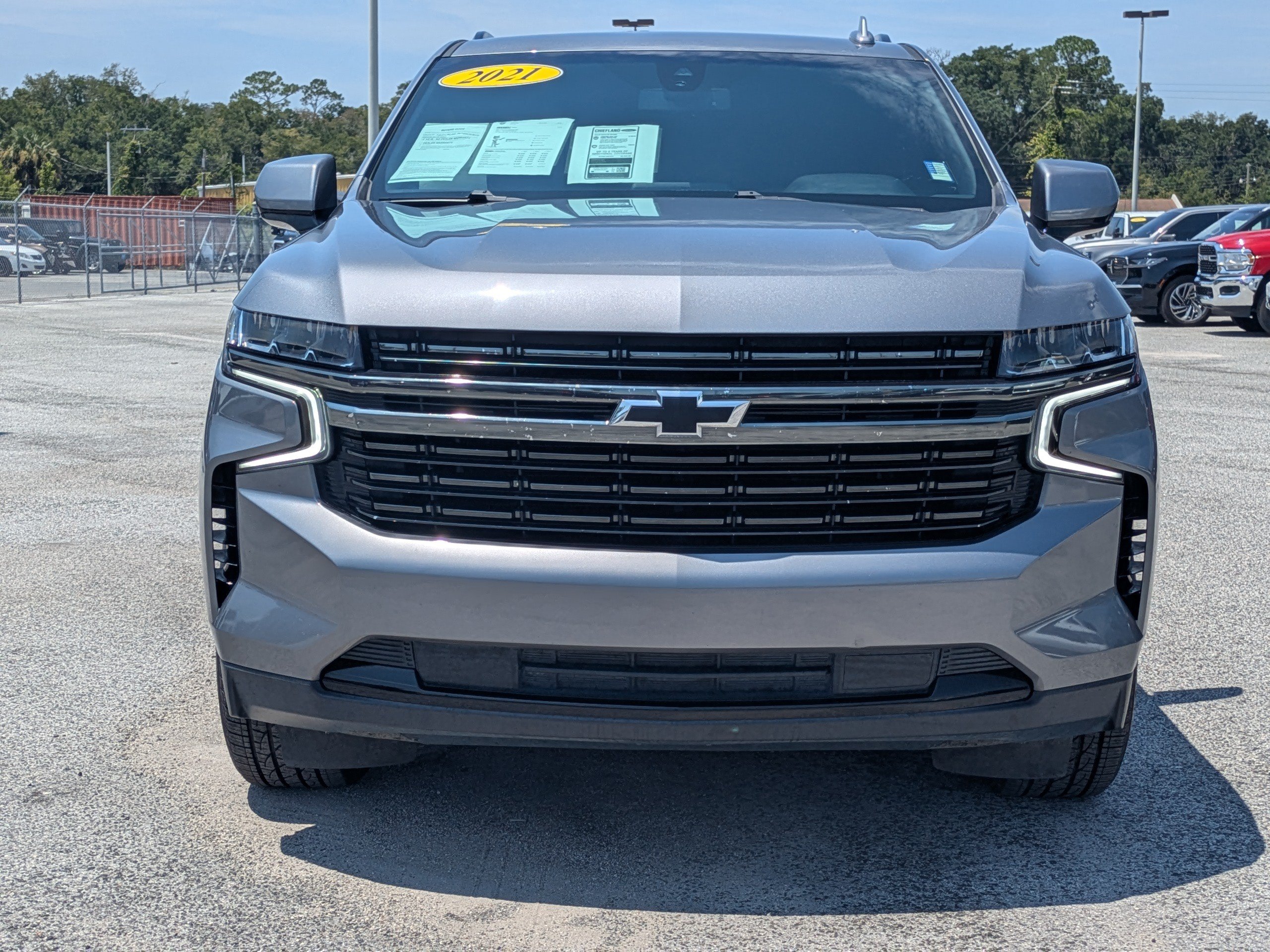Used 2021 Chevrolet Suburban RST w/ Rear Media and Nav Package RWD image 9