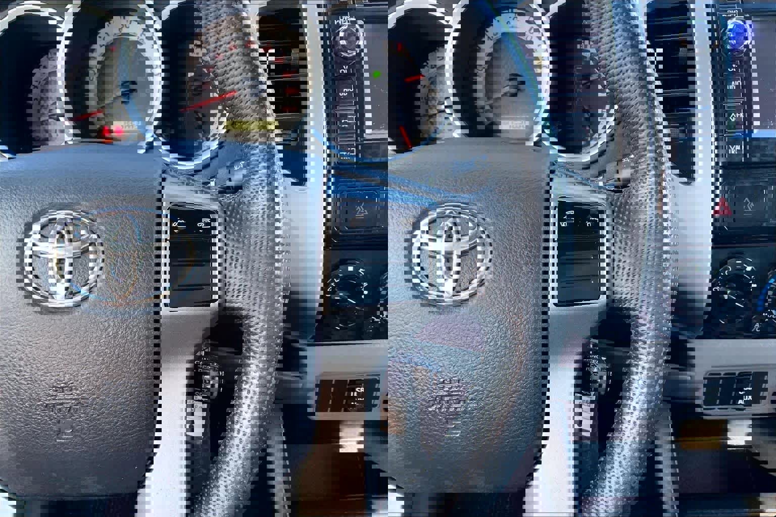 Used 2013 Toyota Tacoma PreRunner image 24