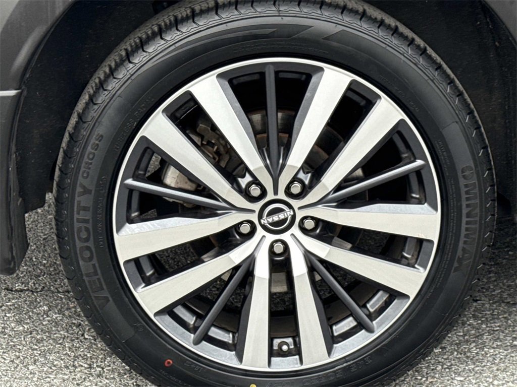 Certified 2022 Nissan Pathfinder Platinum w/ Cargo Package image 30