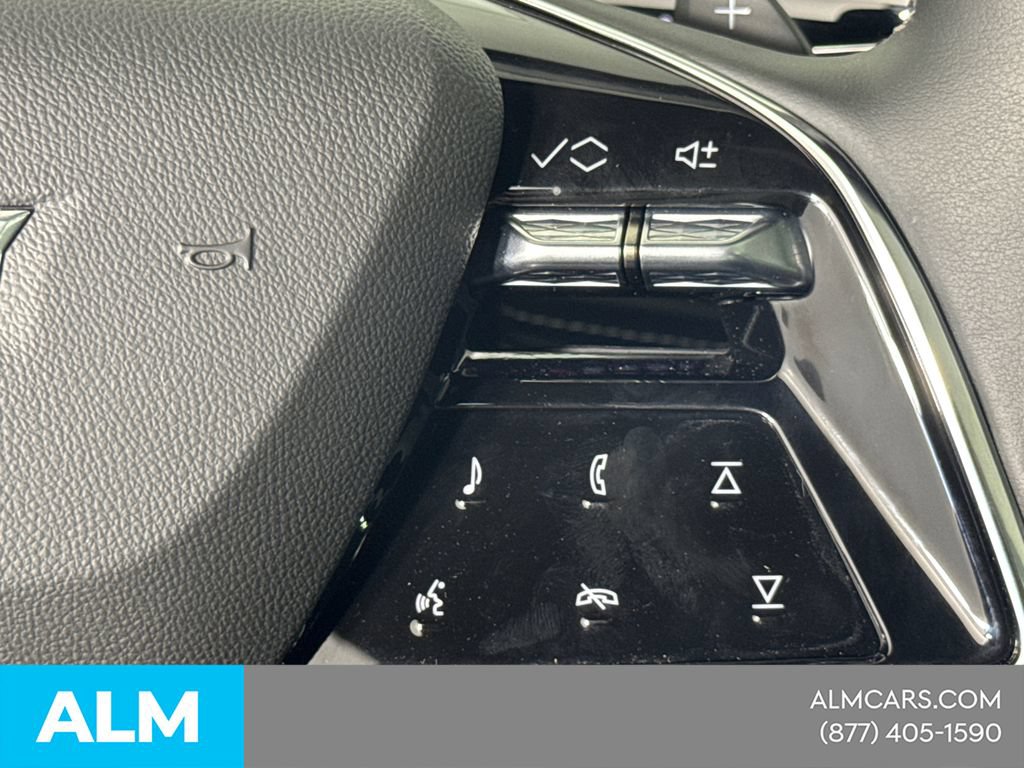 Used 2025 Cadillac Escalade Premium Luxury AWD/4WD image 30
