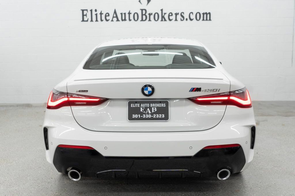 Used 2026 BMW 430i xDrive Coupe w/ M Sport Package AWD/4WD image 4