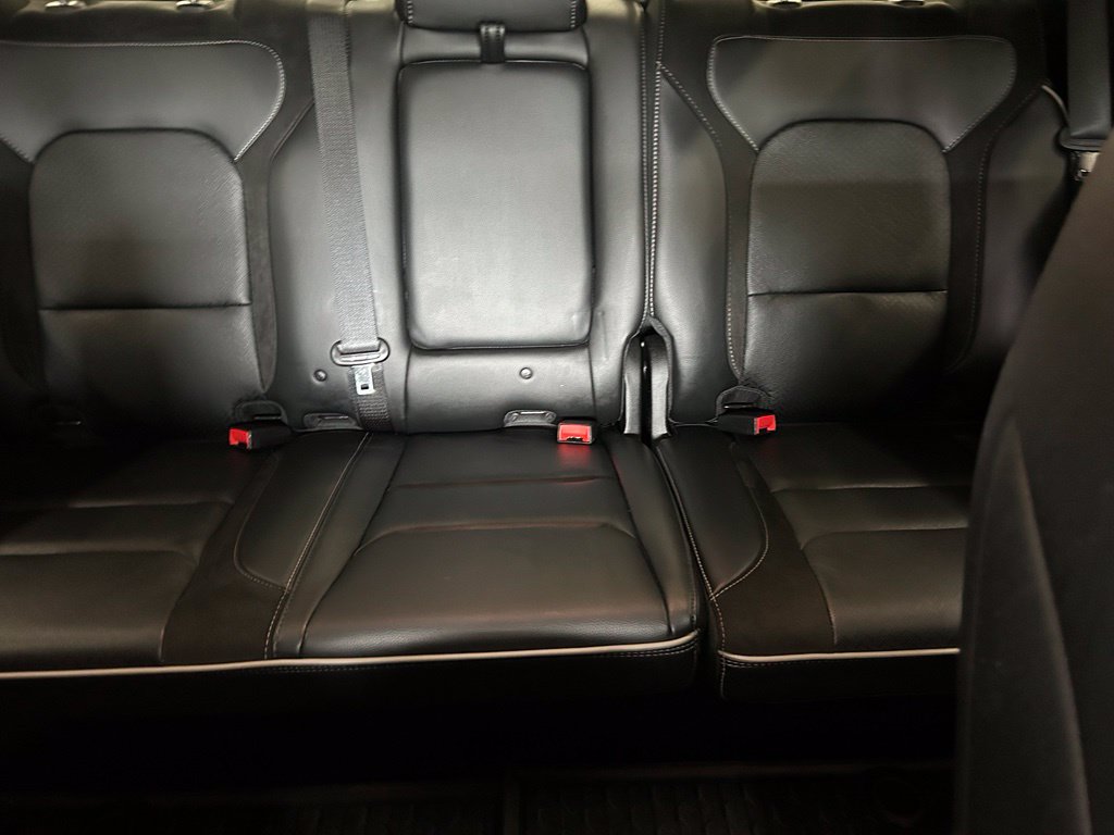 Used 2023 RAM 1500 Laramie AWD/4WD image 23