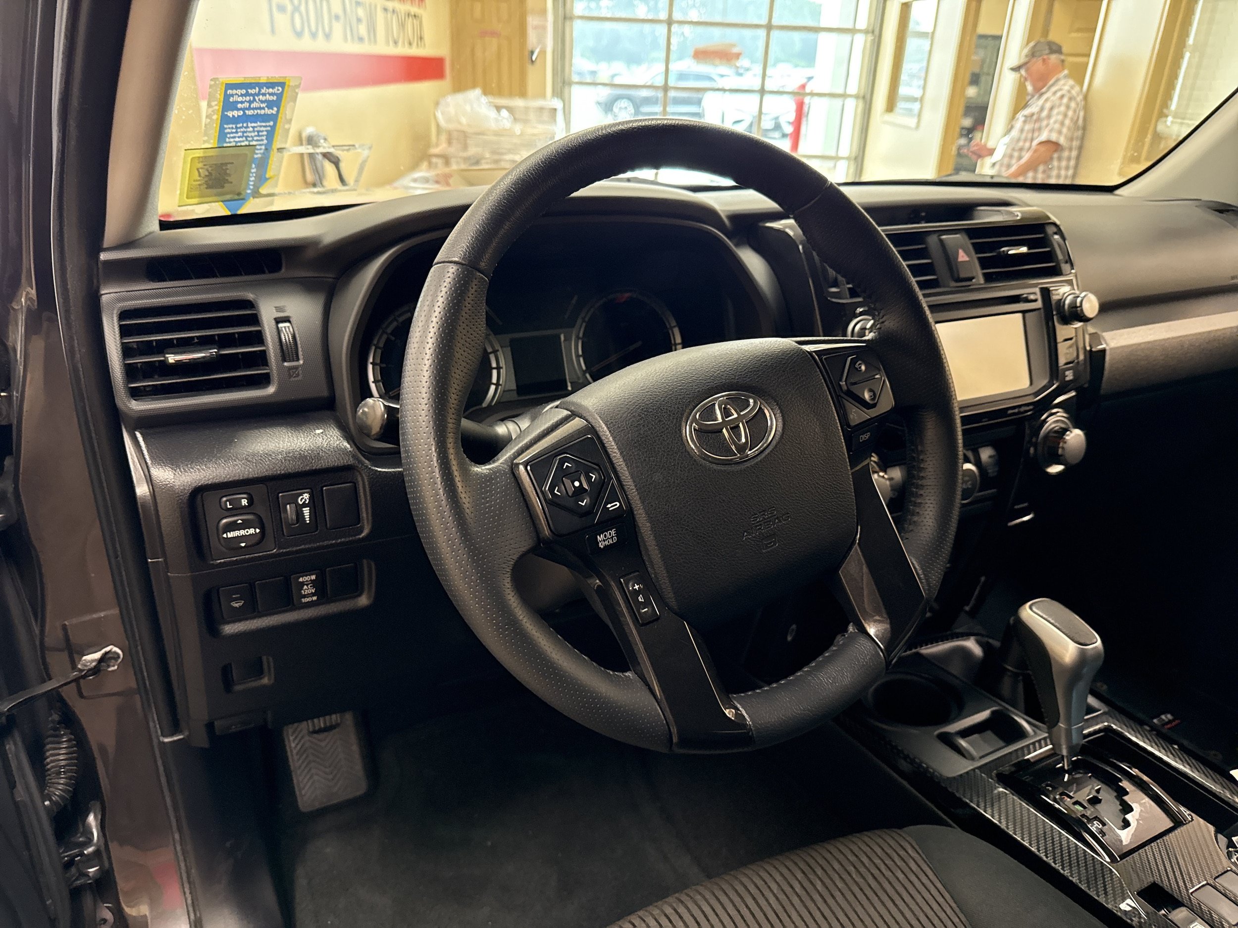 Used 2019 Toyota 4Runner TRD Off-Road AWD/4WD image 8
