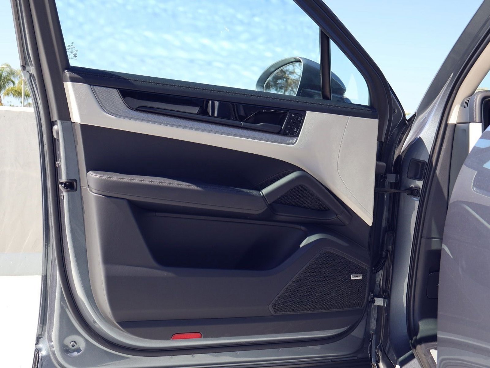 New 2026 Porsche Cayenne image 13