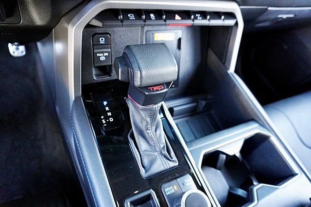 Used 2024 Toyota Tundra Limited w/ TRD Off-Road Package AWD/4WD image 31