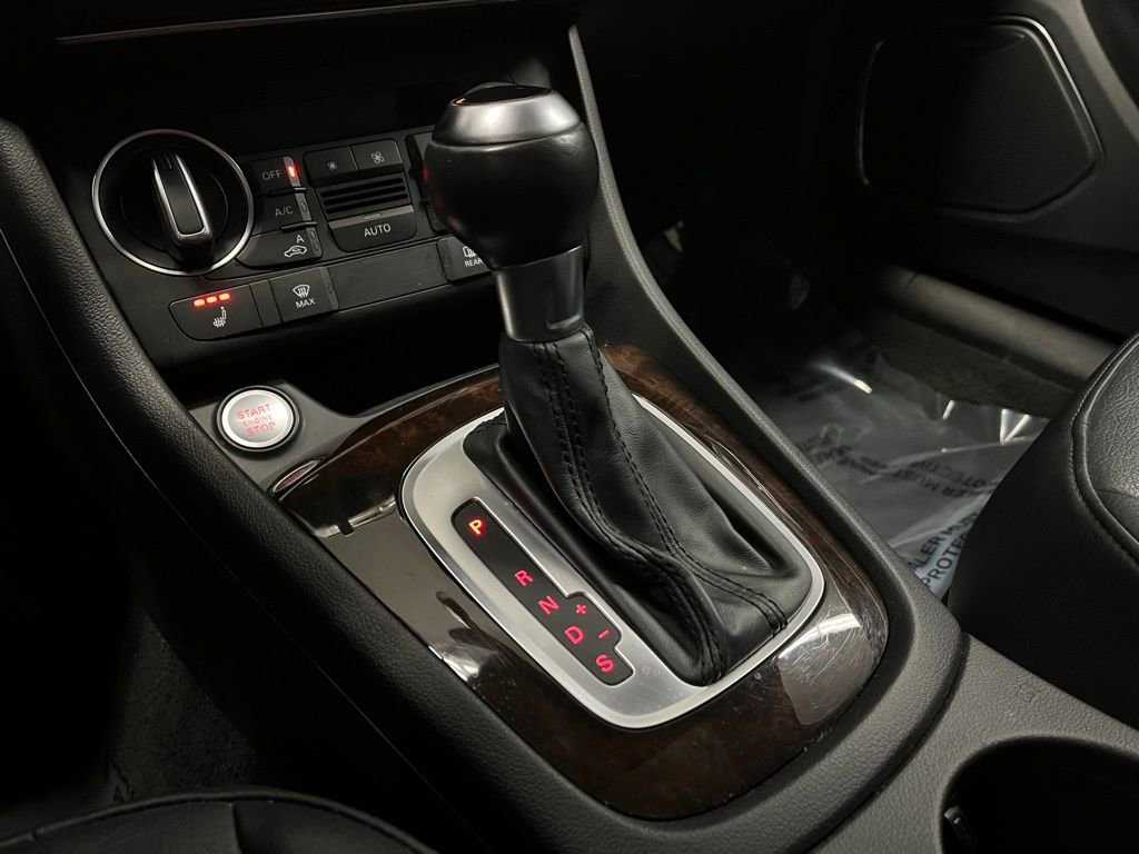 Used 2018 Audi Q3 2.0T Premium Plus w/ Premium Plus Package image 12