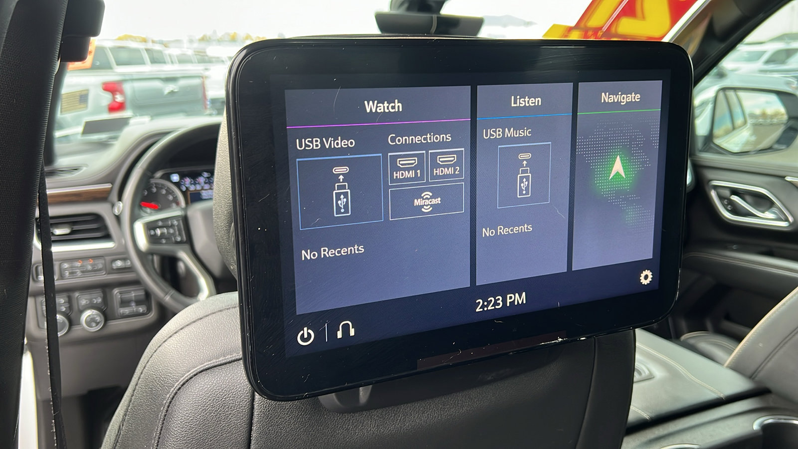 Used 2021 Chevrolet Tahoe Premier w/ Premium Package image 19