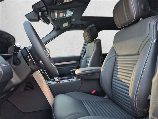 New 2026 Land Rover Discovery Limited Edition AWD/4WD image 21