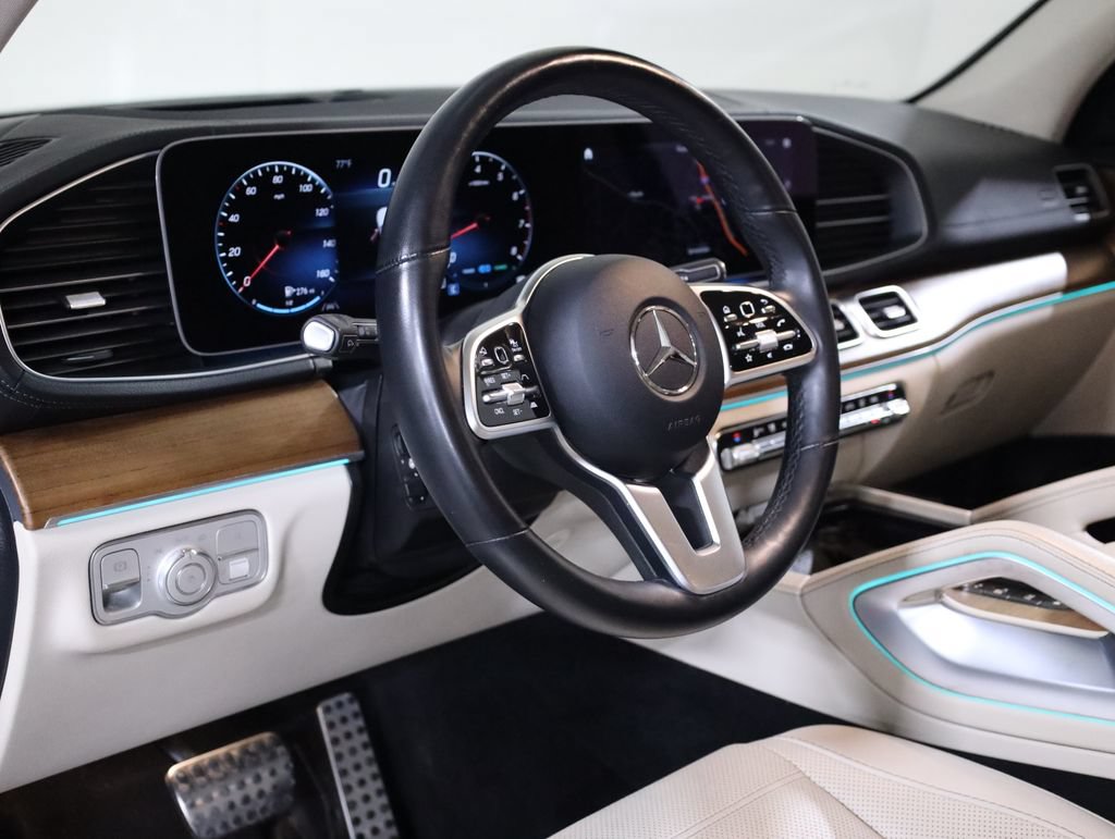 Used 2023 Mercedes-Benz GLS 450 4MATIC w/ AMG Line Exterior image 39