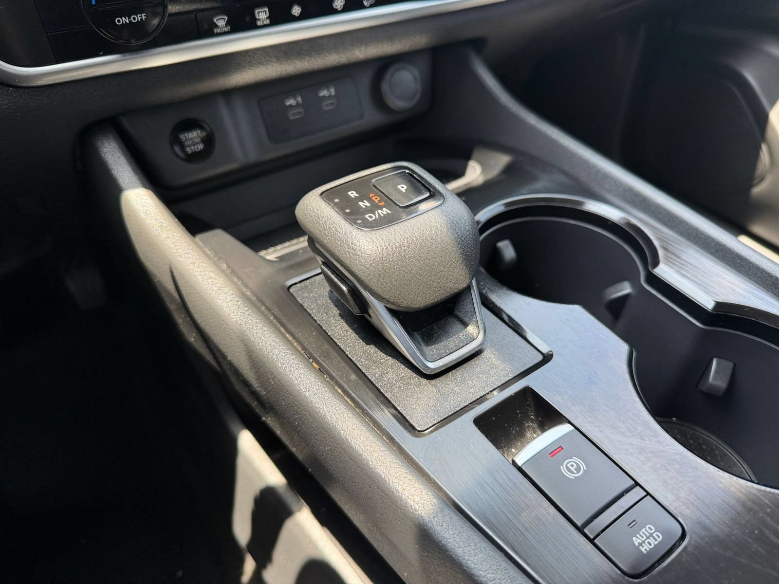 Used 2025 Nissan Rogue SV FWD image 42