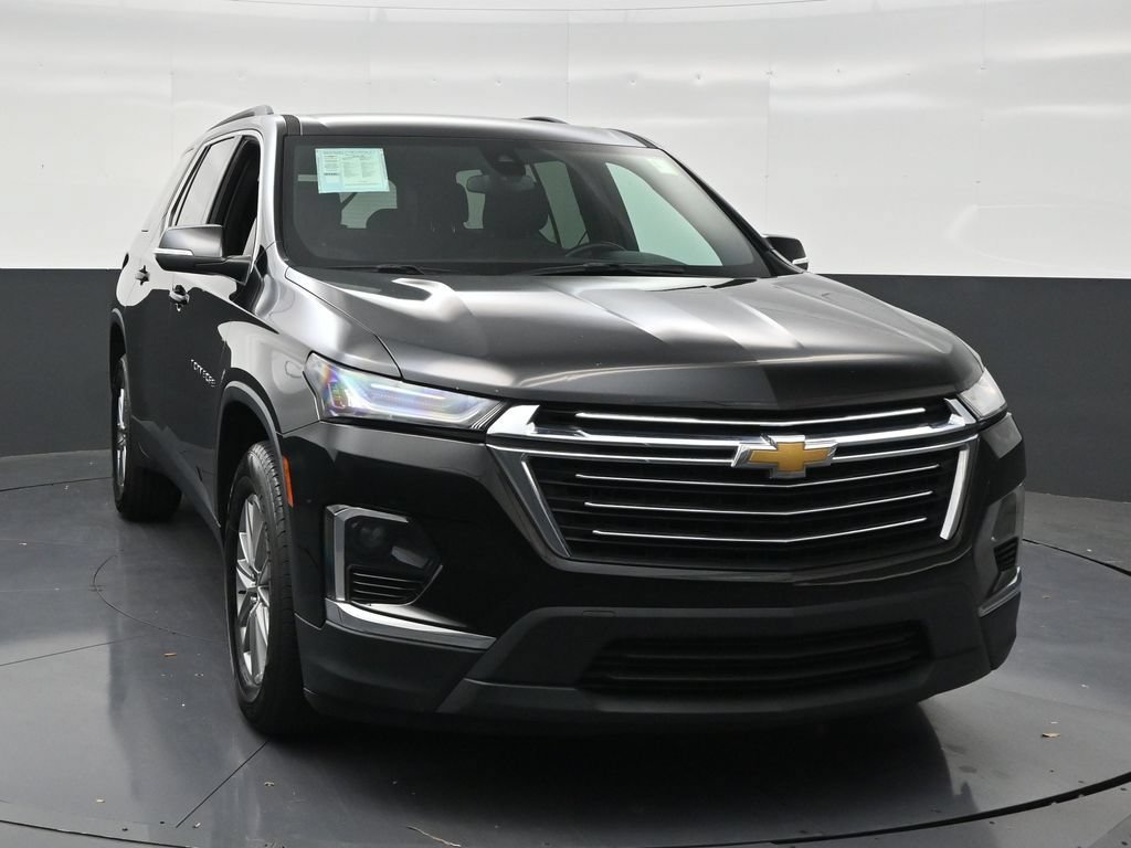 Used 2023 Chevrolet Traverse LT FWD image 7