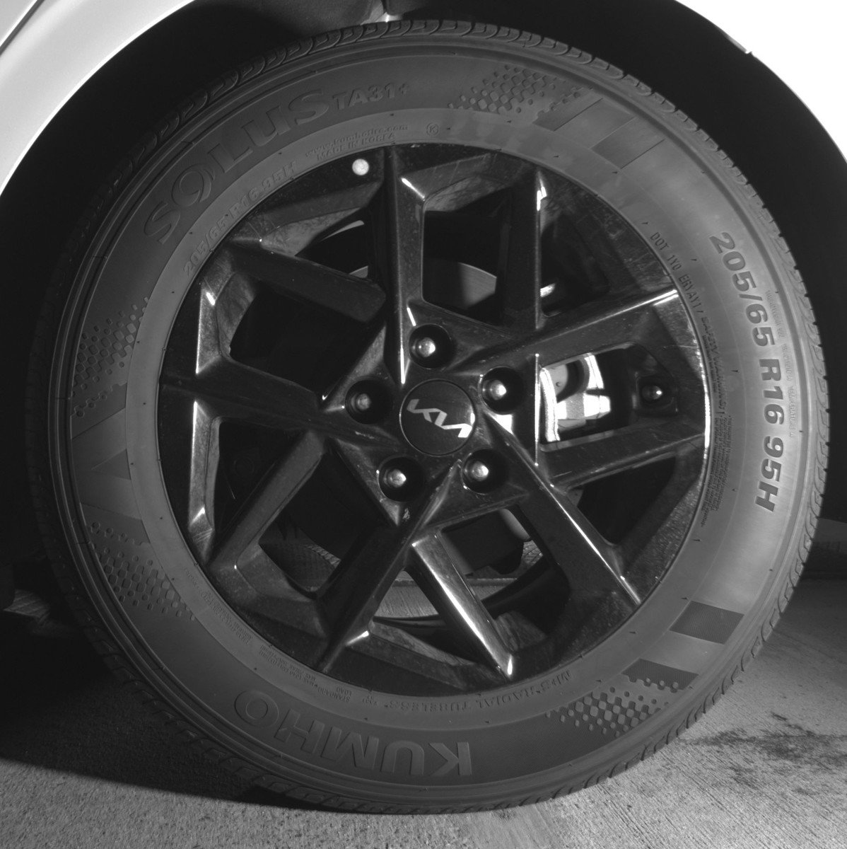 Used 2025 Kia K5 LXS FWD image 14