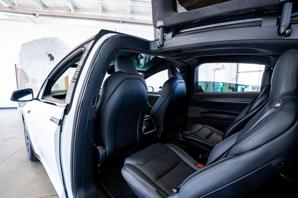 Used 2022 Tesla Model X Plaid image 45