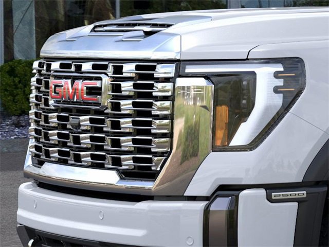 New 2026 GMC Sierra 2500 Denali w/ Denali Reserve Package image 13