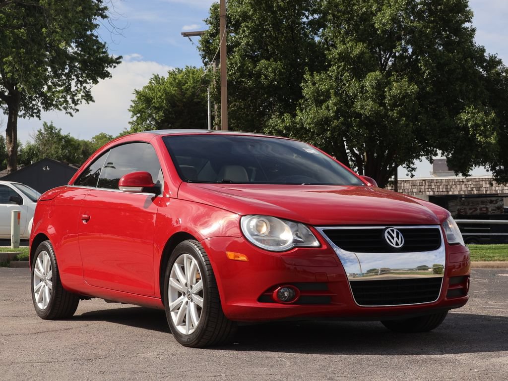 Used 2008 Volkswagen Eos 2.0T FWD image 1