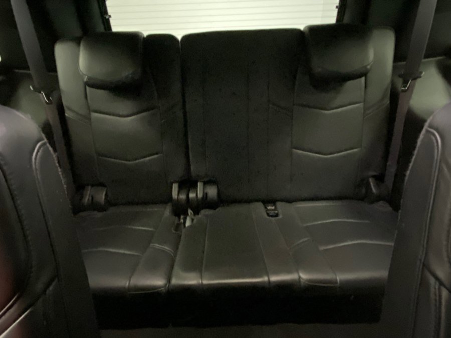 Used 2017 Cadillac Escalade Platinum AWD/4WD image 41