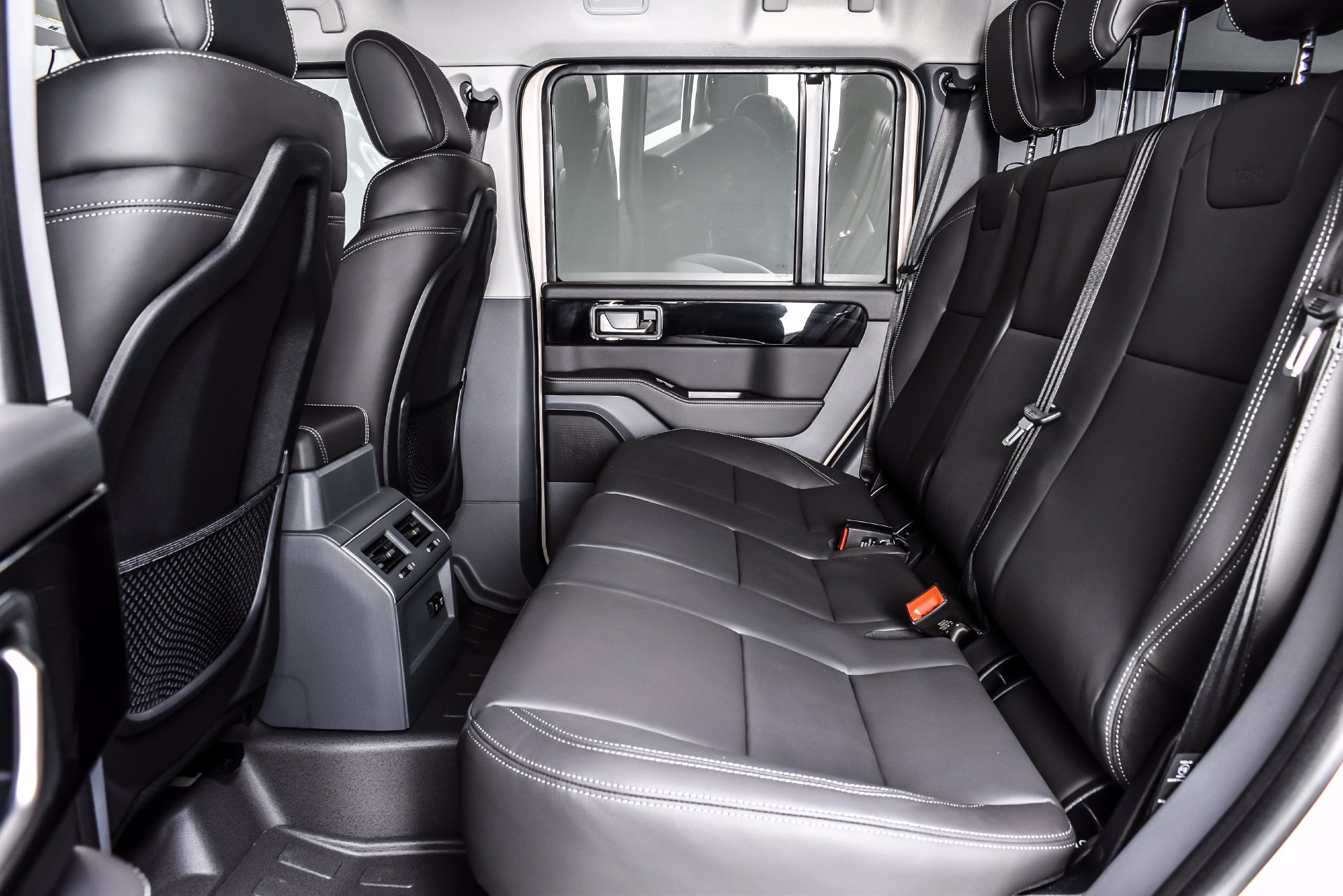 New 2026 INEOS Grenadier Station Wagon AWD/4WD image 16
