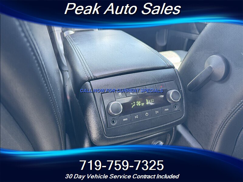 Used 2012 GMC Acadia SLT AWD/4WD image 32