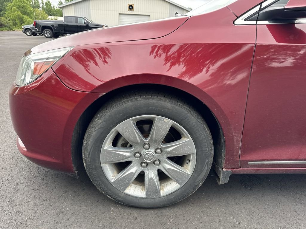 Used 2010 Buick LaCrosse CXS FWD image 32