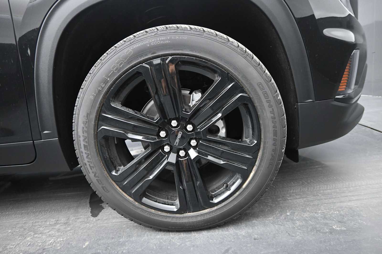 New 2026 GMC Acadia Elevation w/ Black Edition FWD image 10