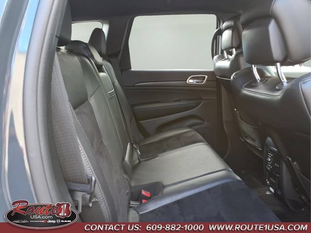 Used 2018 Jeep Grand Cherokee Altitude AWD/4WD image 15