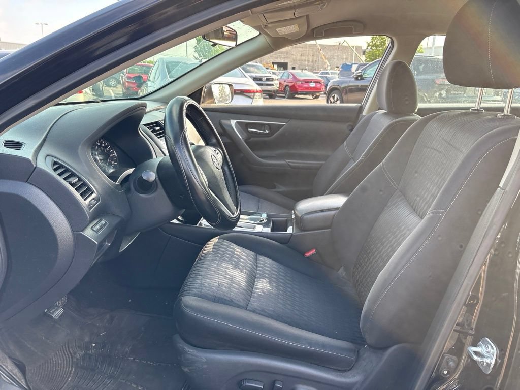 Used 2018 Nissan Altima 2.5 SV FWD image 15