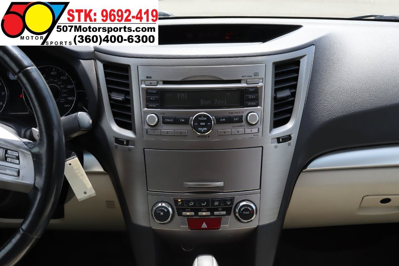 Used 2011 Subaru Legacy 2.5i Premium AWD/4WD image 16