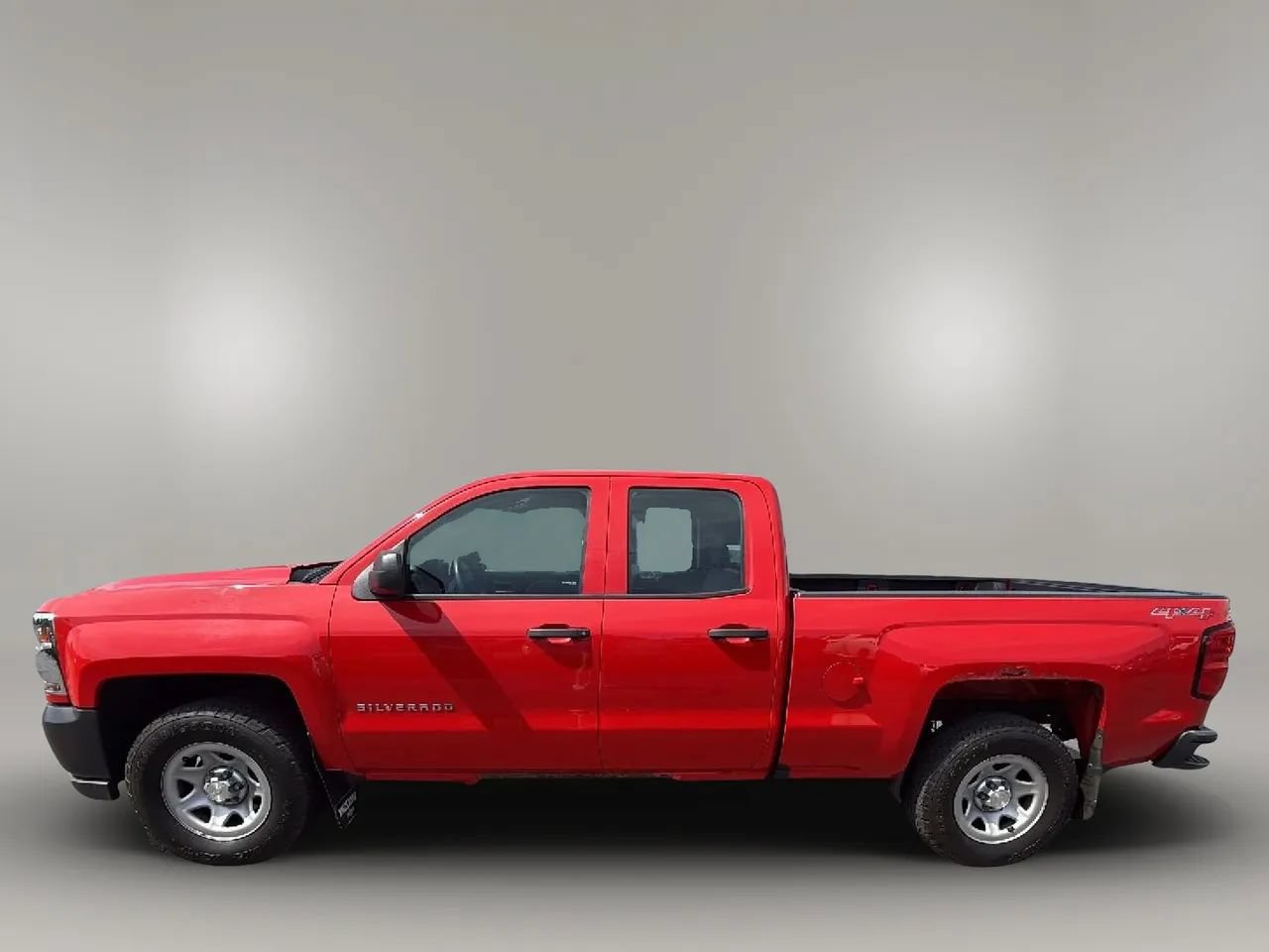 Used 2017 Chevrolet Silverado 1500 W/T AWD/4WD image 2
