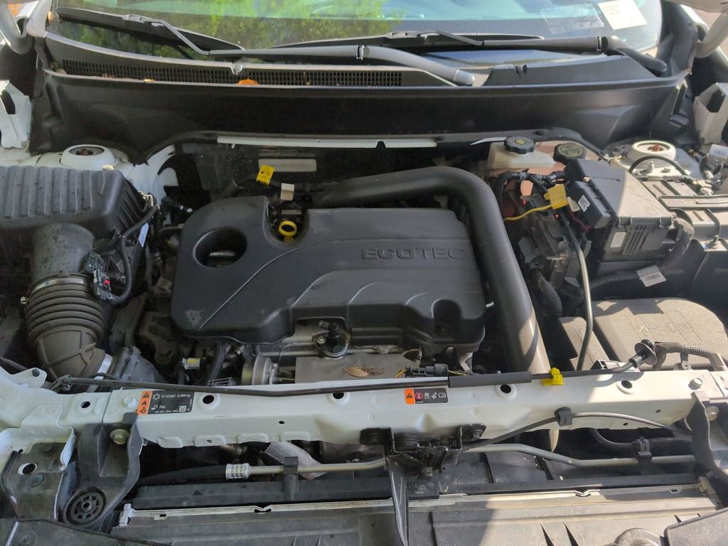 Used 2024 Chevrolet Equinox RS w/ RS Leather Package FWD image 13