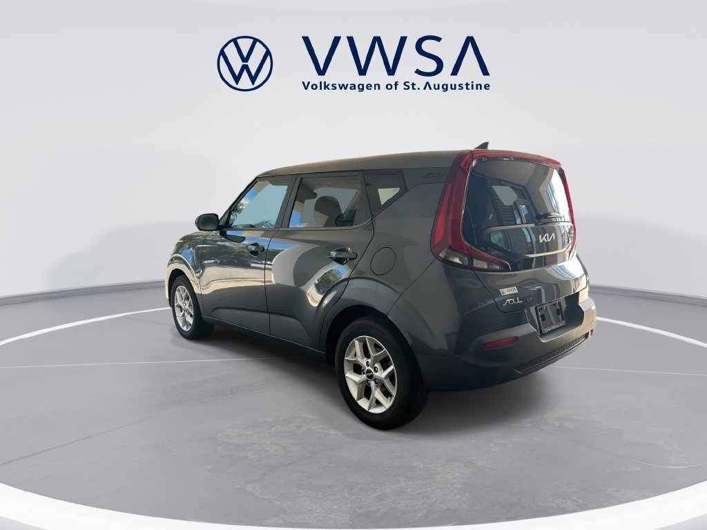 Used 2022 Kia Soul LX w/ Technology Package FWD image 5