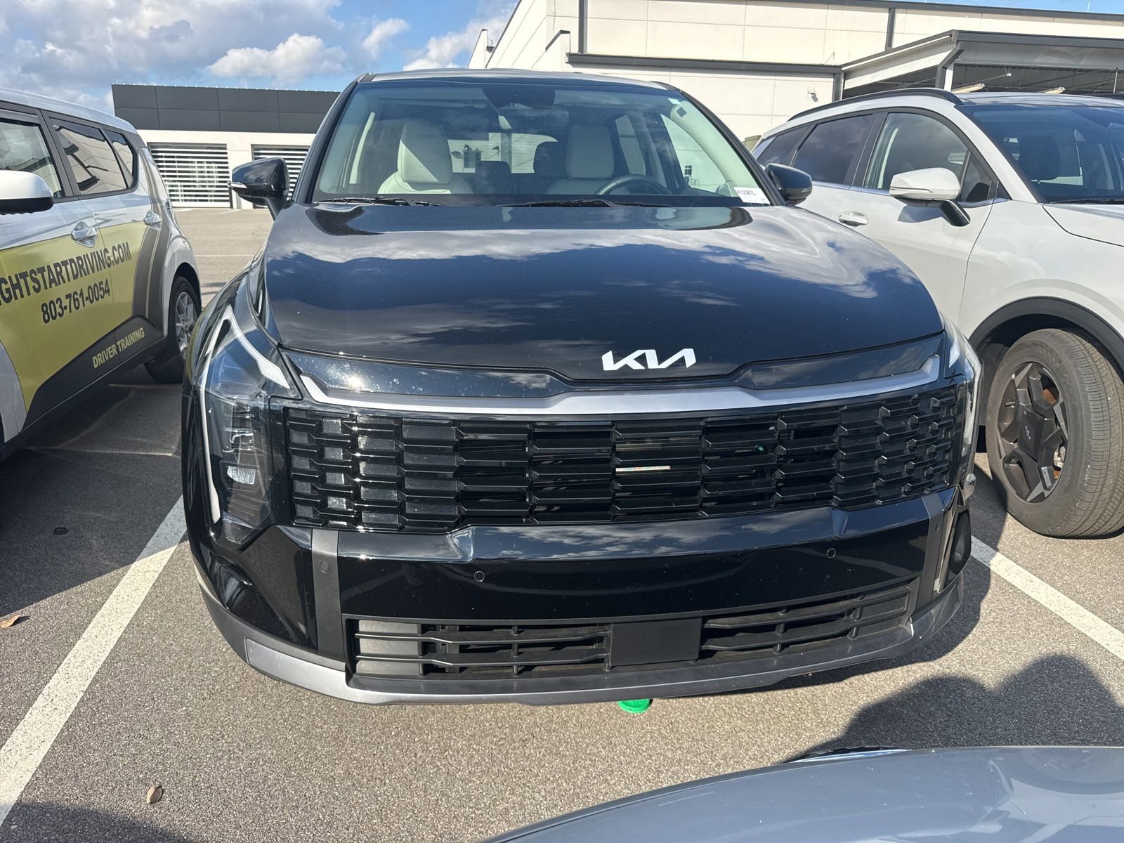 Used 2026 Kia Sportage EX image 2