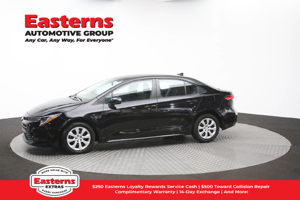 Used 2024 Toyota Corolla LE FWD image 57
